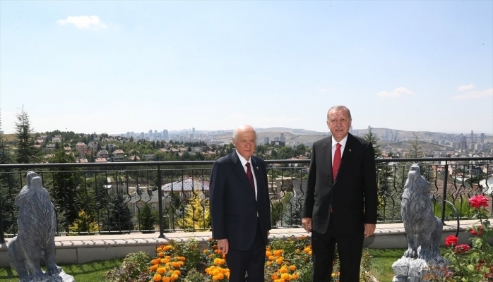 Erdoğan, Bahçeli'nin evini ziyaret etti!